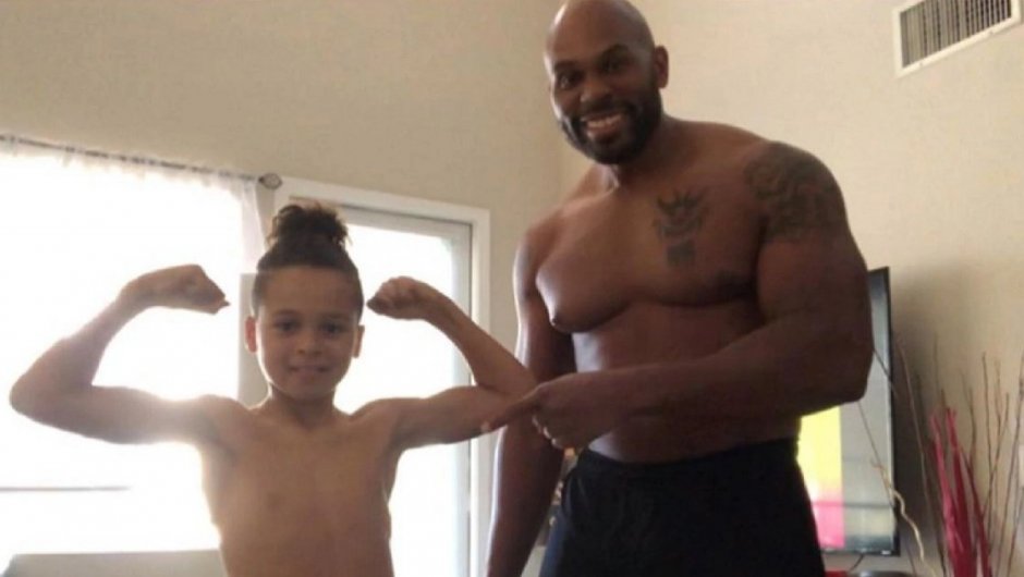 Shad Gaspard junto a su hijo.