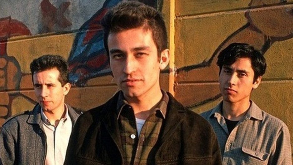 Caratula de uno de los discos de Los Prisioneros.